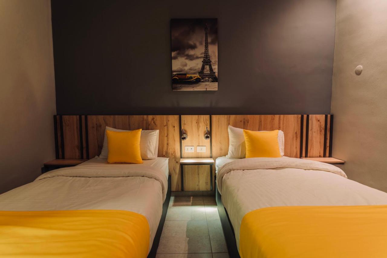 Baden Hotel Suites Амман Екстер'єр фото
