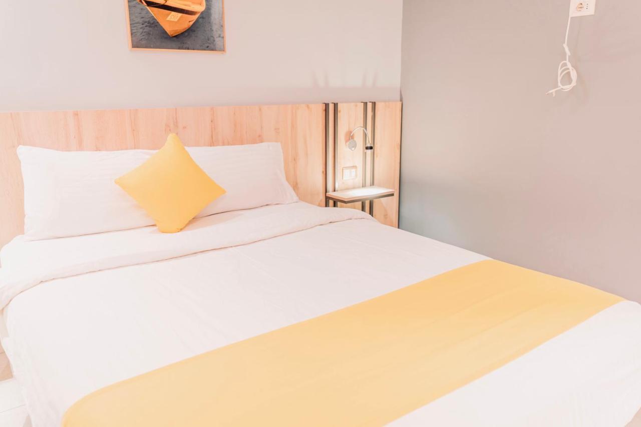 Baden Hotel Suites Амман Екстер'єр фото