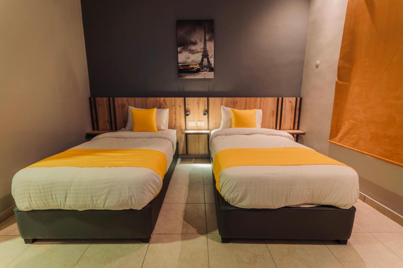 Baden Hotel Suites Амман Екстер'єр фото
