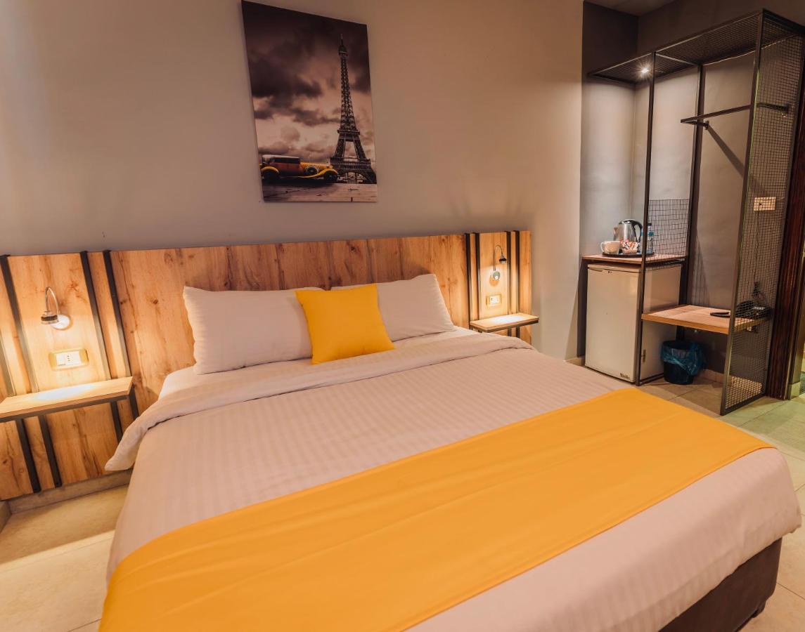 Baden Hotel Suites Амман Екстер'єр фото