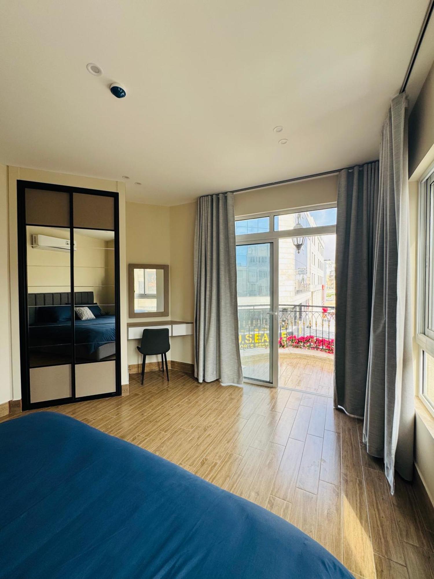 Baden Hotel Suites Амман Екстер'єр фото